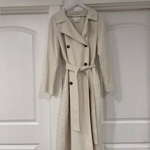 H&M Cream trench coat with belt, Size M #trenchcoat #outerwear